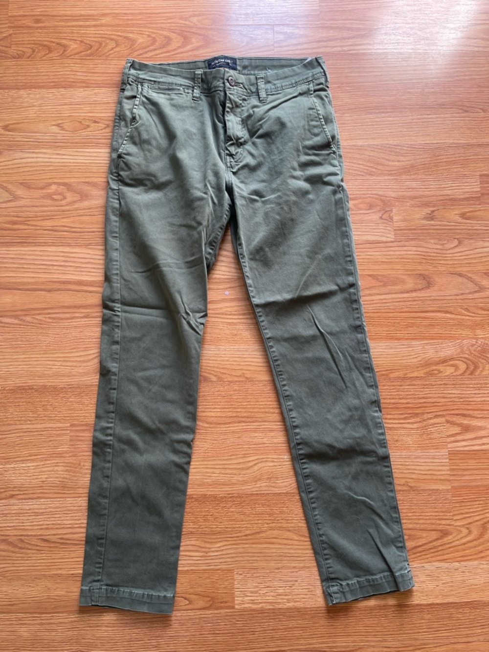 American Eagle Extreme Flex Green Khaki Pants